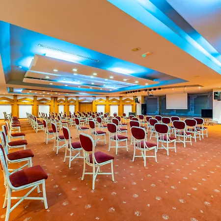 Queen's Park Le Jardin 5* קמר